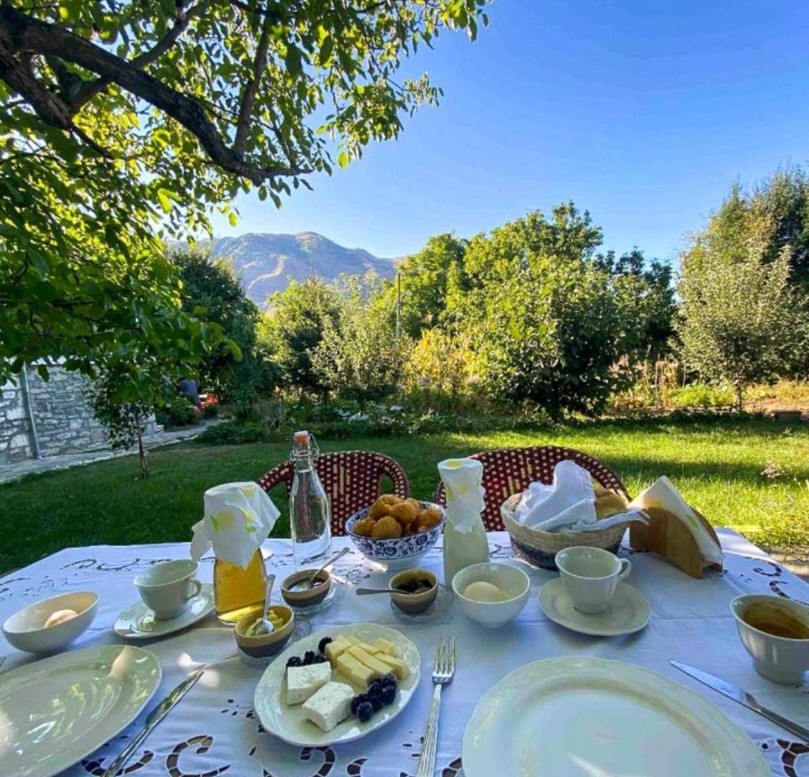 Bujtina Cakuli, Rehove - Erseke Villa ภายนอก รูปภาพ